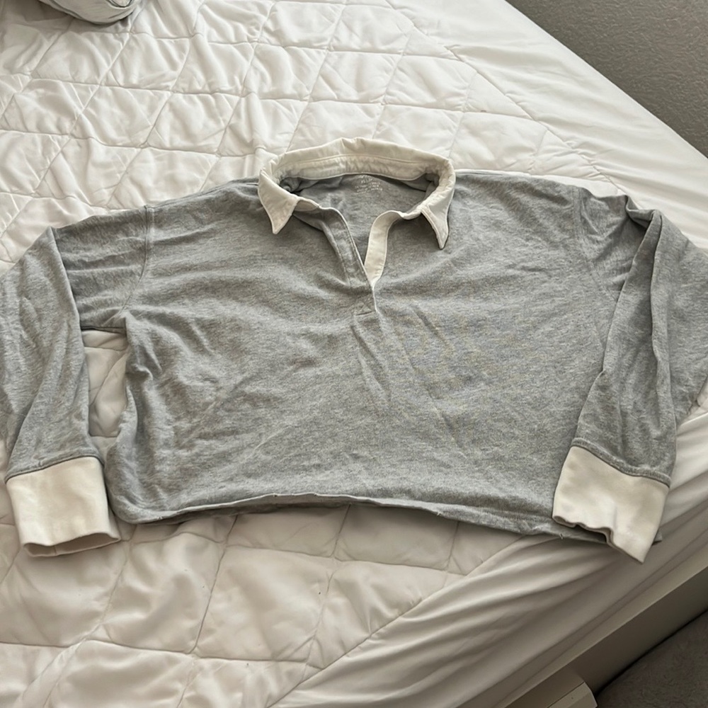 Grey long sleeve Top